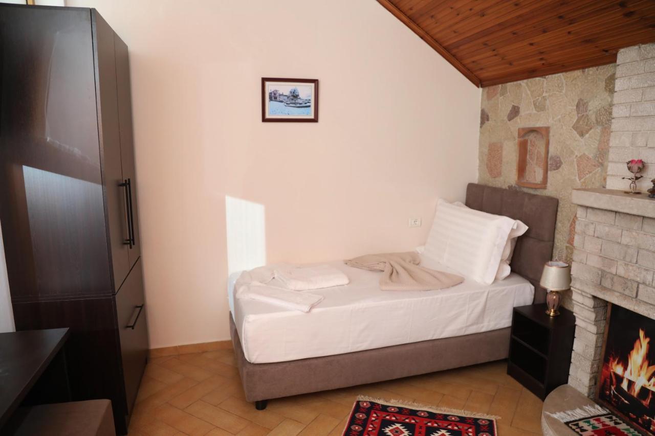 --Hotel Deal-- Rooms With Castle View Krujë 외부 사진