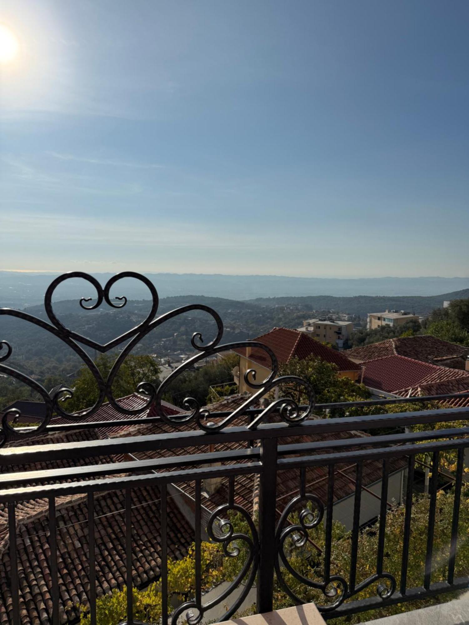 --Hotel Deal-- Rooms With Castle View Krujë 외부 사진