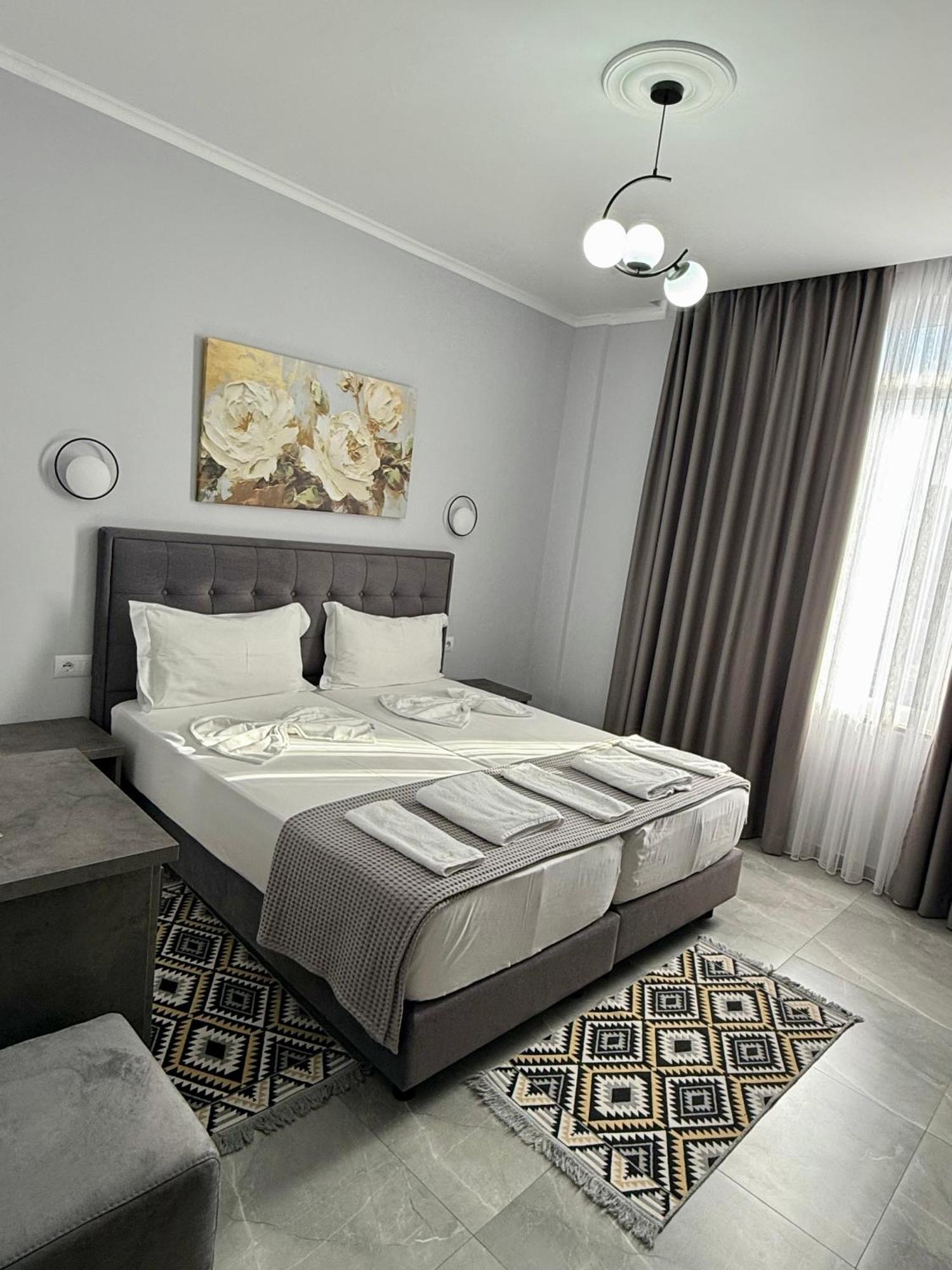 --Hotel Deal-- Rooms With Castle View Krujë 외부 사진